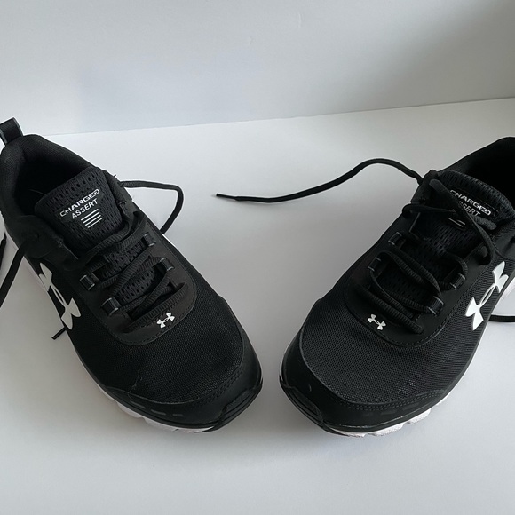 Men’s Under Armour Charged Assert Shoes - Picture 1 of 8